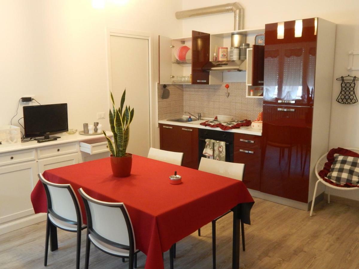 Casa Linda, A Due Passi Dal Mare Lägenhet Numana Exteriör bild