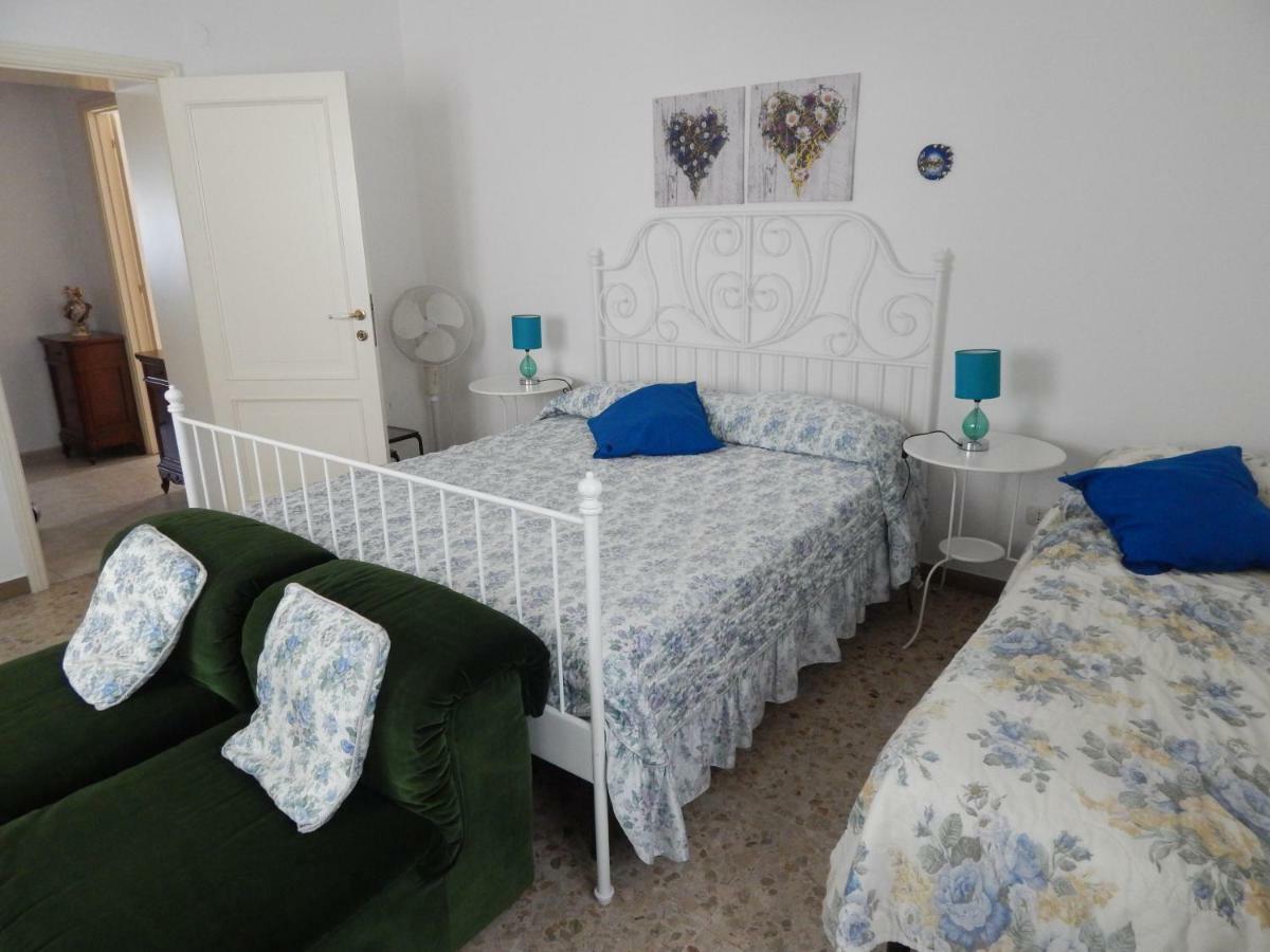 Casa Linda, A Due Passi Dal Mare Lägenhet Numana Exteriör bild